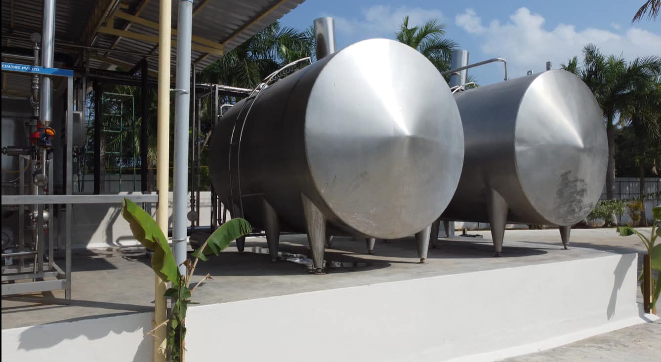 Akshayakalpa model with cows and automation